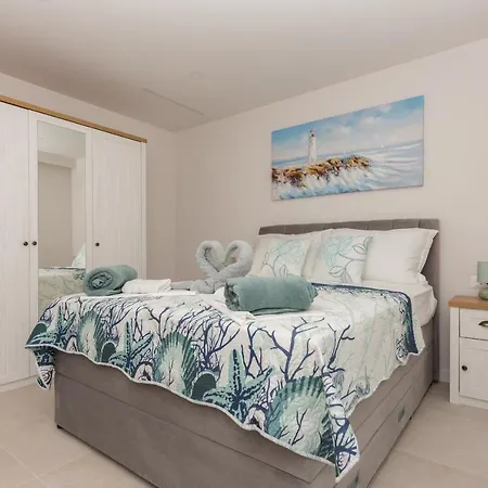 Luxury Lemon Sea & View Apartament